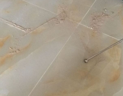 柳林瓷砖空鼓维修公司分享粘合剂选择不当在瓷砖铺贴过程中可能导致以下问题